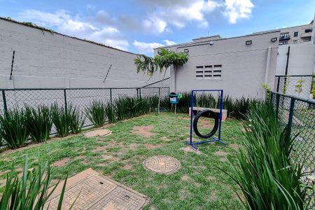 Apartamento à venda com 33m², 2 quartos e sem vagaÁrea comum