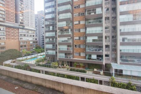 Apartamento para alugar com 2 quartos, 100m² em Jardim das Acacias, São Paulo