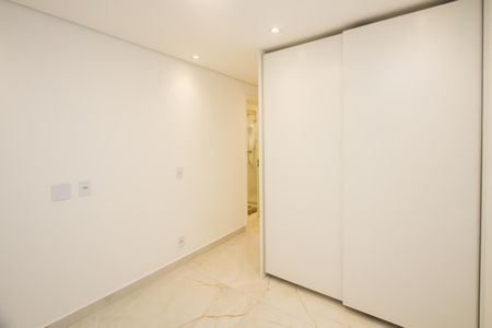 Apartamento para alugar com 105m², 2 quartos e 2 vagas Apartamento para alugar com 105m², 2 quartos e 2 vagasSuíte 2