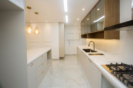 Apartamento para alugar com 105m², 2 quartos e 2 vagas Apartamento para alugar com 105m², 2 quartos e 2 vagasCozinha