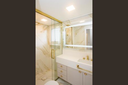 Apartamento para alugar com 105m², 2 quartos e 2 vagas Apartamento para alugar com 105m², 2 quartos e 2 vagasBanheiro da Suíte 1