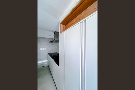 Apartamento à venda com 74m², 2 quartos e 3 vagasCozinha