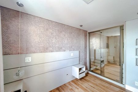 Apartamento à venda com 74m², 2 quartos e 3 vagasSuíte