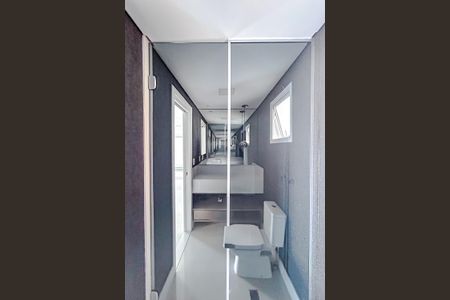 Apartamento à venda com 74m², 2 quartos e 3 vagasBanheiro