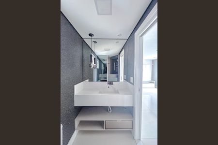 Apartamento à venda com 74m², 2 quartos e 3 vagasBanheiro