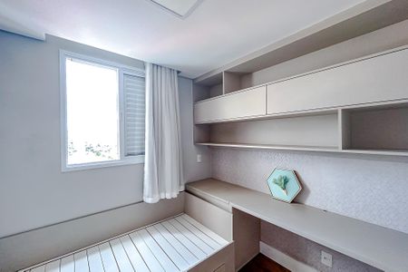 Apartamento à venda com 74m², 2 quartos e 3 vagasQuarto 