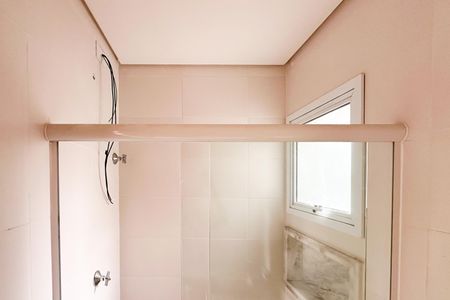 Apartamento à venda com 51m², 2 quartos e 1 vaga Apartamento à venda com 51m², 2 quartos e 1 vagaBanheiro Social