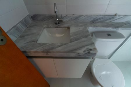 Apartamento à venda com 51m², 2 quartos e 1 vaga Apartamento à venda com 51m², 2 quartos e 1 vagaBanheiro Social