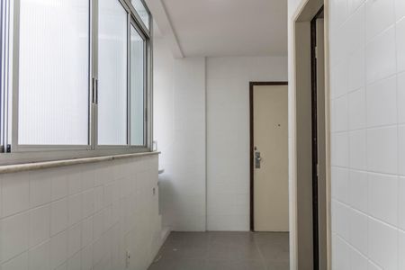 Apartamento à venda com 160m², 4 quartos e 1 vaga Apartamento à venda com 160m², 4 quartos e 1 vagaÁrea de Serviço
