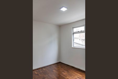 Apartamento à venda com 160m², 4 quartos e 1 vaga Apartamento à venda com 160m², 4 quartos e 1 vagaQuarto 2