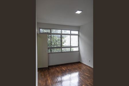 Apartamento à venda com 160m², 4 quartos e 1 vaga Apartamento à venda com 160m², 4 quartos e 1 vagaSuíte