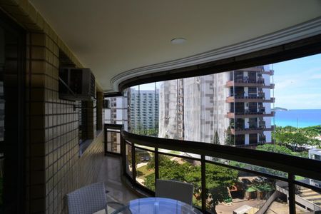 Varanda de apartamento para alugar com 3 quartos, 130m² em Barra da Tijuca, Rio de Janeiro