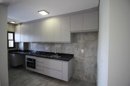 Apartamento para alugar com 83m², 2 quartos e 2 vagas