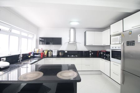 Casa para alugar com 164m², 3 quartos e 2 vagasCozinha