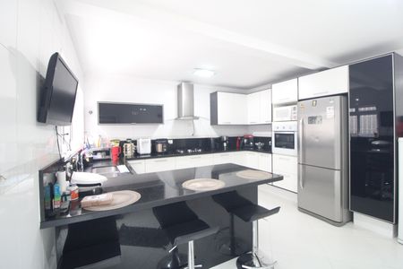 Casa para alugar com 164m², 3 quartos e 2 vagasCozinha