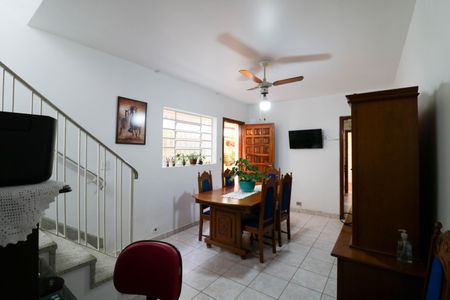 Casa à venda com 167m², 5 quartos e 2 vagasSala de Jantar