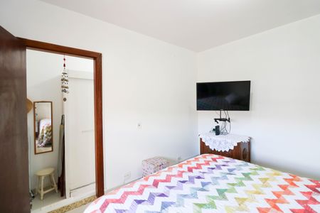 Casa à venda com 167m², 5 quartos e 2 vagasQuarto 4 Suíte