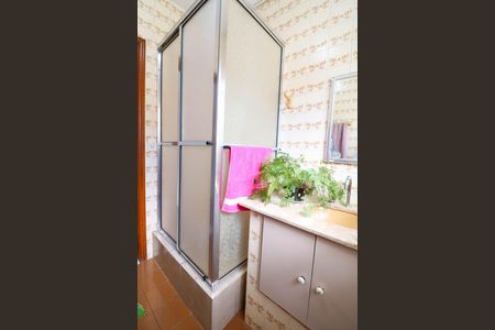 Casa à venda com 167m², 5 quartos e 2 vagasBanheiro