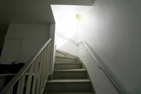 Casa à venda com 167m², 5 quartos e 2 vagasEscada