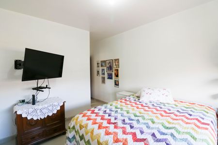 Casa à venda com 167m², 5 quartos e 2 vagasQuarto 4 Suíte