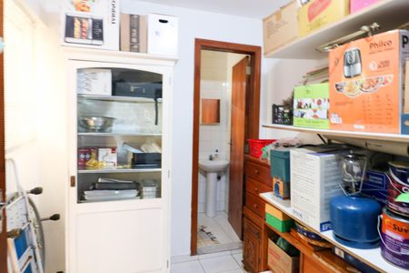 Casa à venda com 167m², 5 quartos e 2 vagasQuarto de Serviço