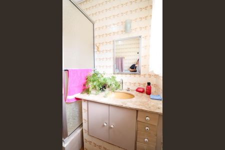 Casa à venda com 167m², 5 quartos e 2 vagasBanheiro