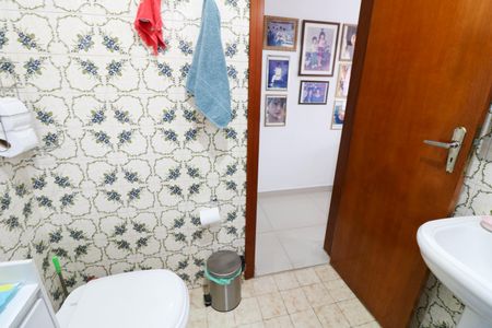 Casa à venda com 167m², 5 quartos e 2 vagasBanheiro da Suíte