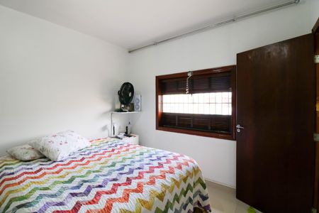 Casa à venda com 167m², 5 quartos e 2 vagasQuarto 4 Suíte