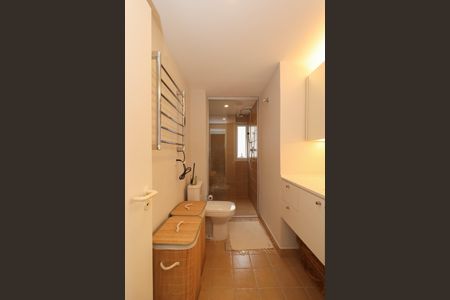 Apartamento à venda com 98m², 2 quartos e 1 vagaBanheiro 1