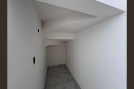 Apartamento à venda com 240m², 3 quartos e 2 vagasSala - Sob escada
