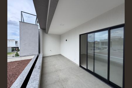 Apartamento à venda com 240m², 3 quartos e 2 vagasSuíte 2 - Varanda