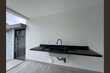 Apartamento à venda com 240m², 3 quartos e 2 vagasÁrea externa