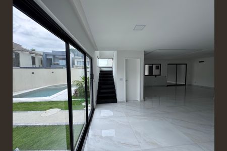 Apartamento à venda com 240m², 3 quartos e 2 vagasSala