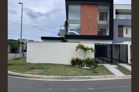 Apartamento à venda com 240m², 3 quartos e 2 vagasFachada