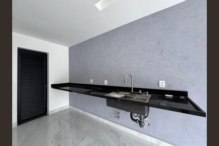 Apartamento à venda com 240m², 3 quartos e 2 vagasCozinha e Área de Serviço