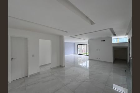 Apartamento à venda com 240m², 3 quartos e 2 vagasSala