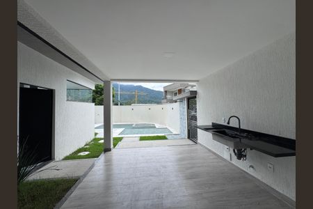 Apartamento à venda com 240m², 3 quartos e 2 vagasÁrea externa