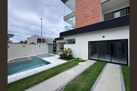 Apartamento à venda com 240m², 3 quartos e 2 vagasÁrea externa