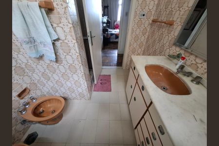 Apartamento à venda com 163m², 4 quartos e sem vagaBanheiro 1