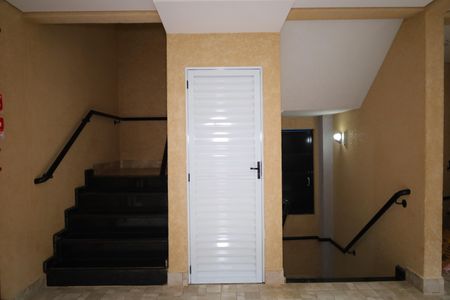 Apartamento à venda com 35m², 2 quartos e sem vagaÁrea comum - Saguão do prédio