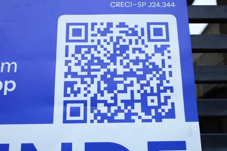 Apartamento à venda com 35m², 2 quartos e sem vagaPlaca instalada no portão do prédio - Código da placa: VGEF-548