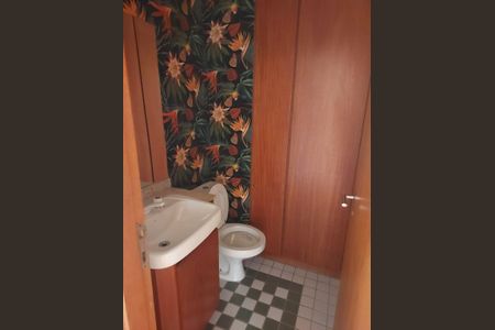 Banheiro de apartamento para alugar com 3 quartos, 100m² em Jardim Ampliacao, São Paulo