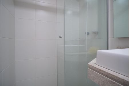 Apartamento à venda com 80m², 2 quartos e 2 vagasBanheiro Corredor