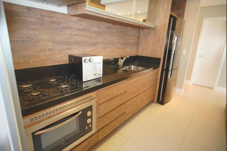 Apartamento à venda com 80m², 2 quartos e 2 vagasCozinha