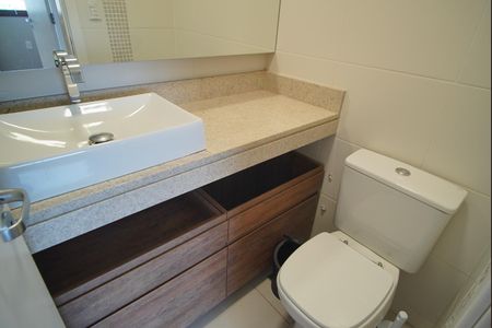 Apartamento à venda com 80m², 2 quartos e 2 vagasBanheiro Corredor