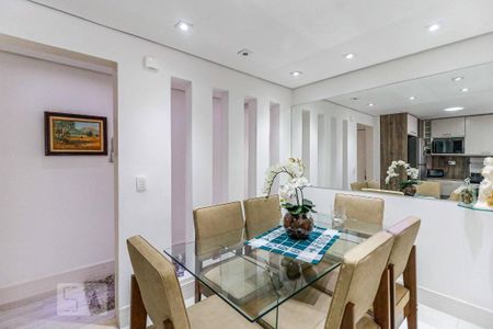 Apartamento à venda com 106m², 2 quartos e 1 vagaSala