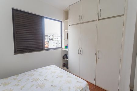 Apartamento à venda com 260m², 4 quartos e 3 vagas Apartamento à venda com 260m², 4 quartos e 3 vagasSuíte 2