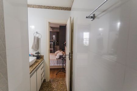 Apartamento à venda com 260m², 4 quartos e 3 vagas Apartamento à venda com 260m², 4 quartos e 3 vagasBanheiro da Suíte 4 na Cobertura