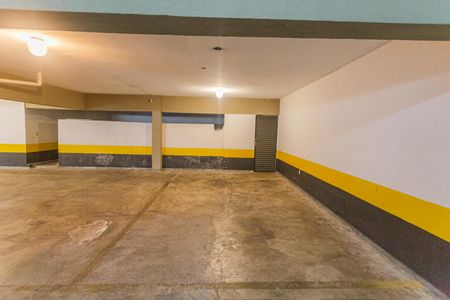 Apartamento à venda com 260m², 4 quartos e 3 vagas Apartamento à venda com 260m², 4 quartos e 3 vagasGaragem