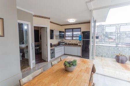 Apartamento à venda com 260m², 4 quartos e 3 vagas Apartamento à venda com 260m², 4 quartos e 3 vagasCozinha na Cobertura